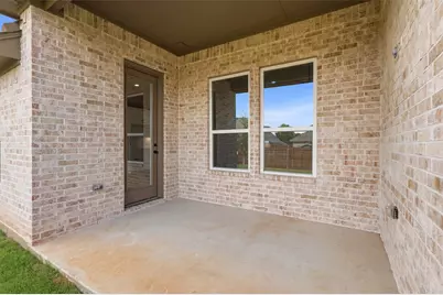 728 Raylan Street, Springtown, TX 76082 - Photo 35