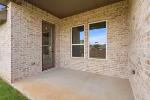 728 Raylan St, Springtown, TX 76082 - Photo 35