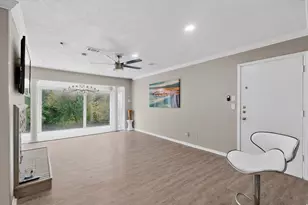 7812 Royal Ln, Dallas, TX 75230 - Photo 9