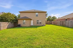 161 Dodge City Trail, Newark, TX 76071 - Photo 23
