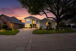 909 St Andrews Pl, DeSoto, TX 75115 - Photo 1