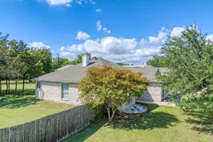 99 Catamaran Ct, Gordonville, TX 76245 - Photo 5