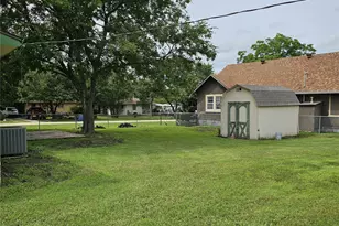 105 N 3rd St, Coolidge, TX 76635 - Photo 29