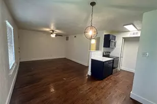 2211 S Vernon Ave, Dallas, TX 75224 - Photo 13
