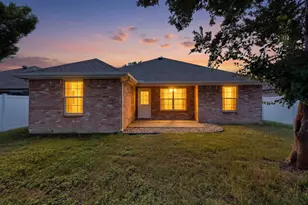2319 Great Light Dr, Dallas, TX 75228 - Photo 31