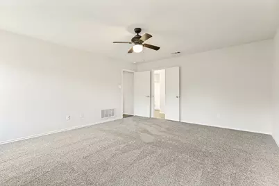 556 Winbridge Lane, Fort Worth, TX 76052 - Photo 13