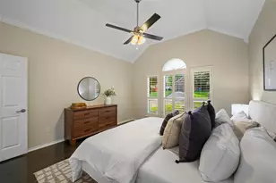 1819 Sandalwood Ln, Grapevine, TX 76051 - Photo 17