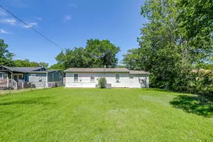 822 Ronald St, White Settlement, TX 76108 - Photo 19