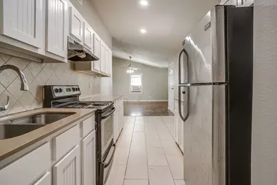 822 Ronald Street, White Settlement, TX 76108 - Photo 9