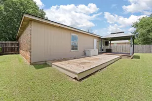 1611 Berry Dr, Cleburne, TX 76033 - Photo 25