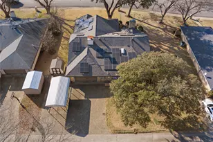 322 N Greenstone Ln, Duncanville, TX 75116 - Photo 11