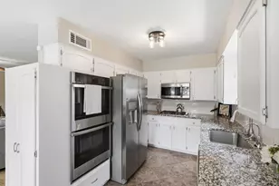 5808 Sunny Wood Dr, Dallas, TX 75228 - Photo 9