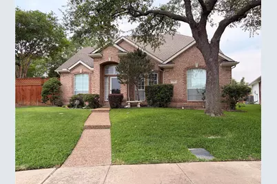 120 Stonecreek Drive, Irving, TX 75063 - Photo 1
