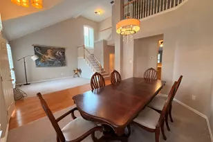 120 Stonecreek Dr, Irving, TX 75063 - Photo 17