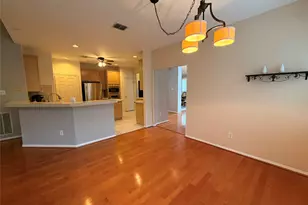 120 Stonecreek Dr, Irving, TX 75063 - Photo 13