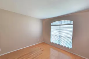 625 Manchester Dr, Mansfield, TX 76063 - Photo 5