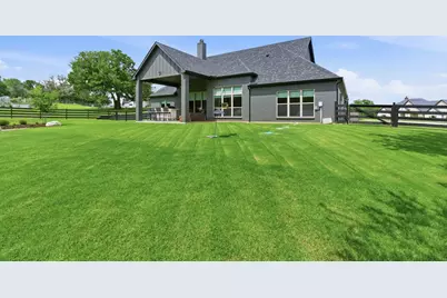 1054 Meadow Wood Terrace, Azle, TX 76020 - Photo 33