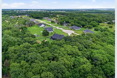 1054 Meadow Wood Terrace, Azle, TX 76020 - Photo 39