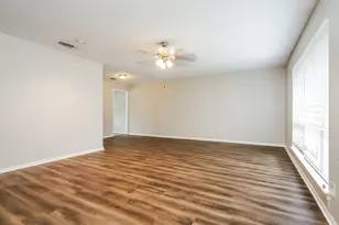 1504 Terrace St, Arlington, TX 76012 - Photo 3