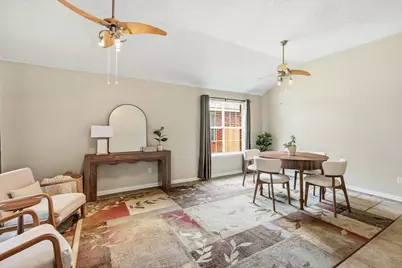 7301 Sunburst Trail, Denton, TX 76210 - Photo 9