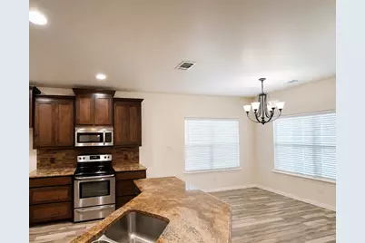 3211 Main Street, Granbury, TX 76049 - Photo 3