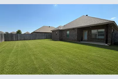 3211 Main Street, Granbury, TX 76049 - Photo 13