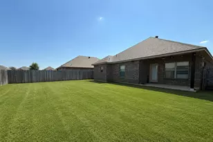 3211 Main St, Granbury, TX 76049 - Photo 13