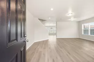 7301 Moon Ridge Ct, Fort Worth, TX 76133 - Photo 3