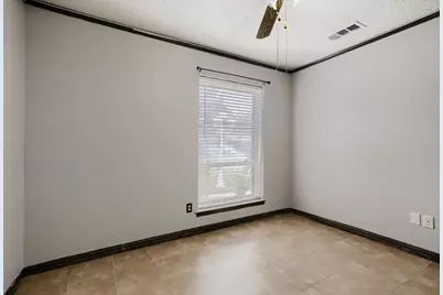 14303 Seminole Street, Balch Springs, TX 75180 - Photo 17
