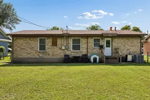 1216 Bluebird Ln, Garland, TX 75042 - Photo 19