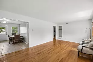 1216 Bluebird Ln, Garland, TX 75042 - Photo 3