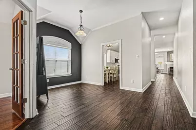 5609 Phoenix Drive, The Colony, TX 75056 - Photo 5