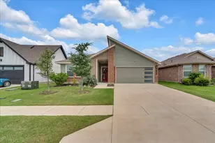 732 Trinity Pk Trl, Alvarado, TX 76009 - Photo 1