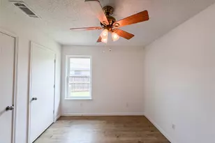 4700 Maryannes Meadow Dr, Fort Worth, TX 76135 - Photo 15