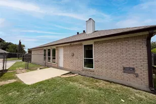 4700 Maryannes Meadow Dr, Fort Worth, TX 76135 - Photo 5