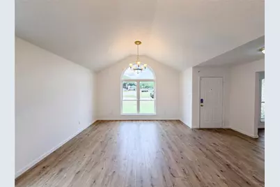 4700 Maryannes Meadow Drive, Fort Worth, TX 76135 - Photo 7