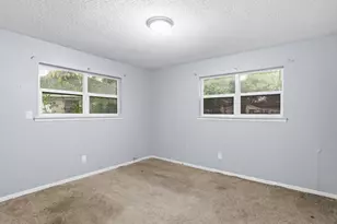 154 Cotillion Rd, Fort Worth, TX 76134 - Photo 9