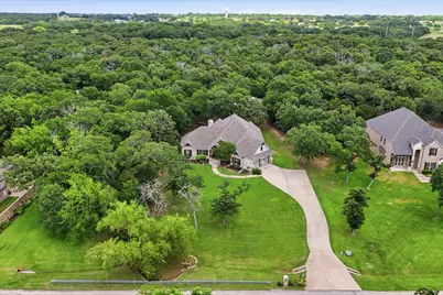 6630 Blackjack Oaks Road, Aubrey, TX 76227 - Photo 37