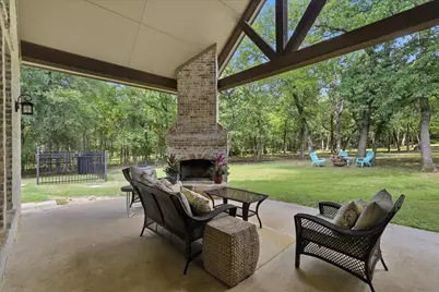 6630 Blackjack Oaks Road, Aubrey, TX 76227 - Photo 31