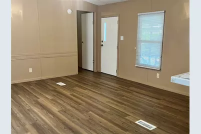 4528 Wildwood Circle, Granbury, TX 76049 - Photo 13