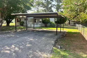 4528 Wildwood Cir, Granbury, TX 76049 - Photo 3