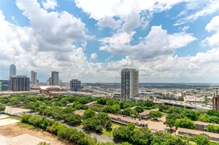 3130 N Harwood, Dallas, TX 75201 - Photo 21