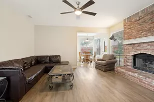 2158 Willowood Dr, Grapevine, TX 76051 - Photo 7