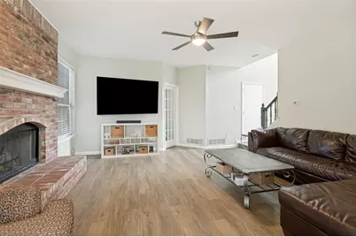 2158 Willowood Drive, Grapevine, TX 76051 - Photo 5