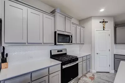 1221 Rolling Meadows Drive, Cedar Hill, TX 75104 - Photo 9