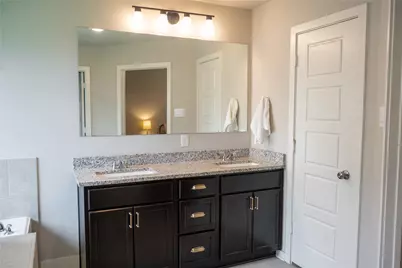 7909 Townsend Drive, Waco, TX 76708 - Photo 11