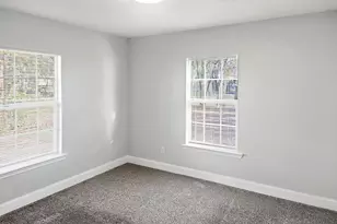 110 Ramsey Ave, Cleburne, TX 76031 - Photo 15