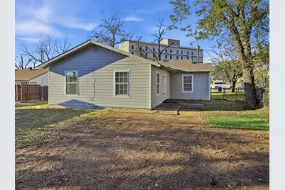 110 Ramsey Avenue, Cleburne, TX 76031 - Photo 25