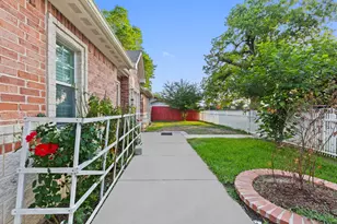 2410 Carleta St, Dallas, TX 75253 - Photo 23