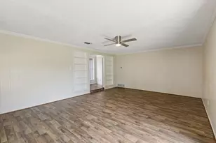 7440 Beckwood Dr, Fort Worth, TX 76112 - Photo 7